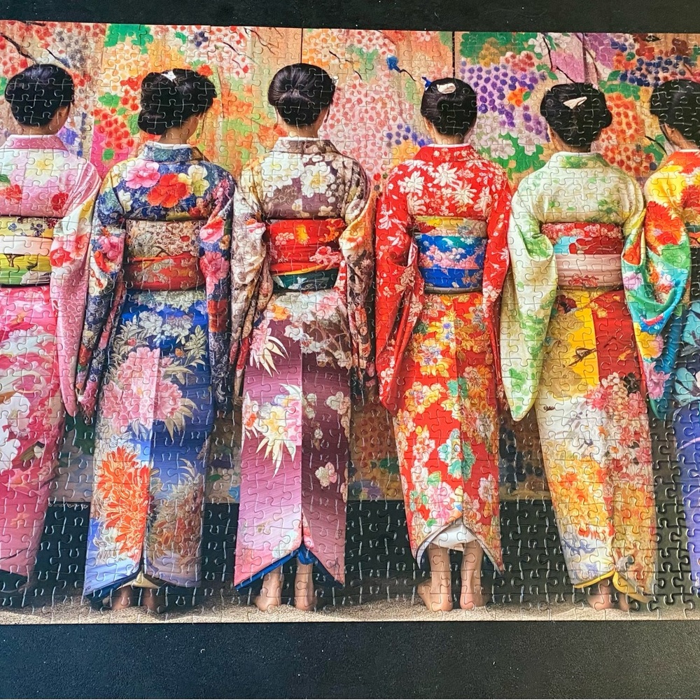 Cross & Glory Elegant Kimono Beauties 1000 Piece Jigsaw Puzzle Japanese Culture